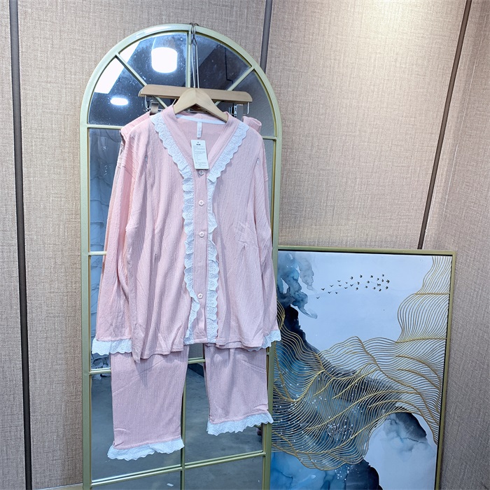 E497粉色孕妇衣两件套L90-130XL140