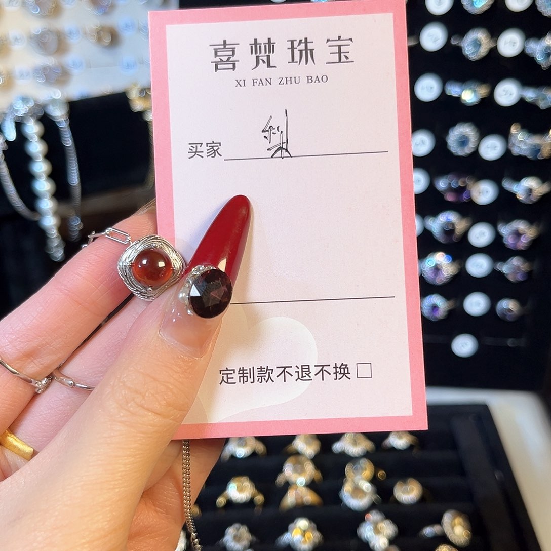 石榴石手链银S925镶嵌梨**?