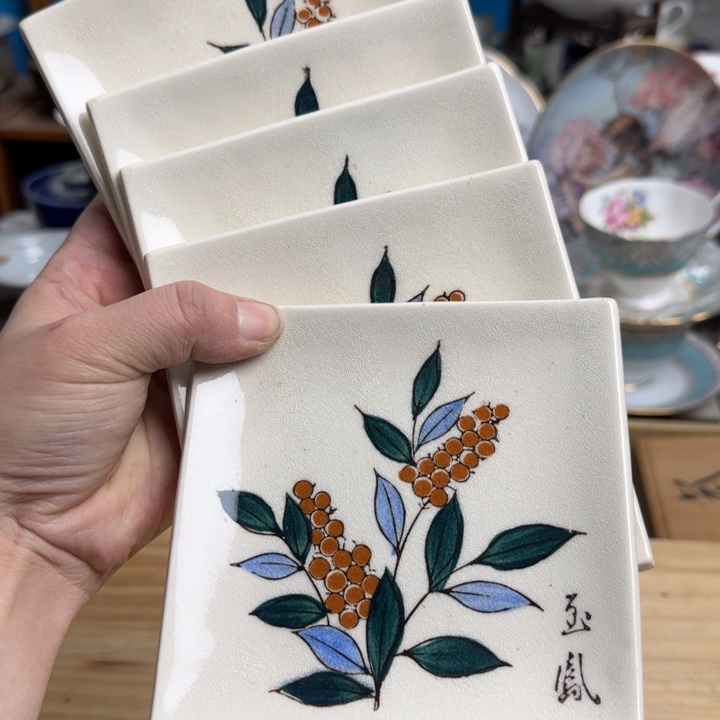 瓷片5个啊啊啊啊啊啊啊