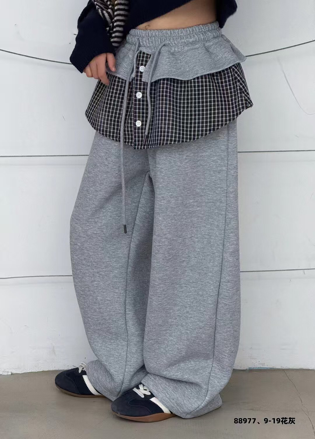 【冬季新品】女童超好看洋气加绒屁帘针织裤中大童休闲阔腿裤8977