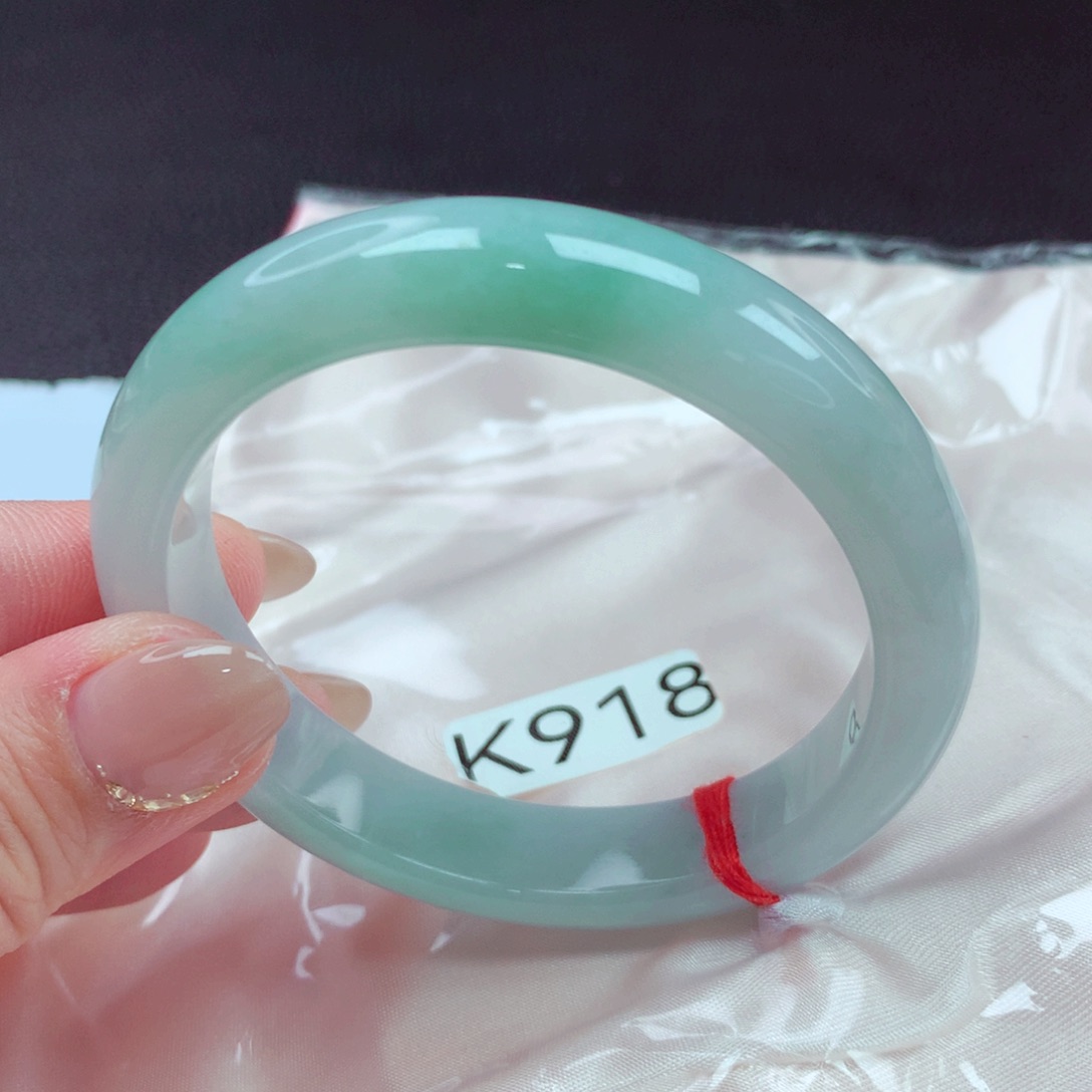 翡翠手镯未镶嵌手镯88