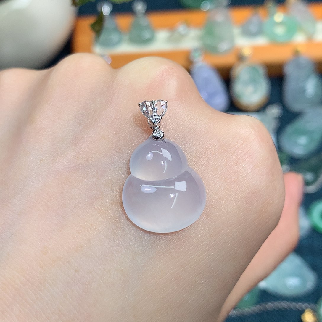 吊坠(不含链)18K金镶嵌翡翠