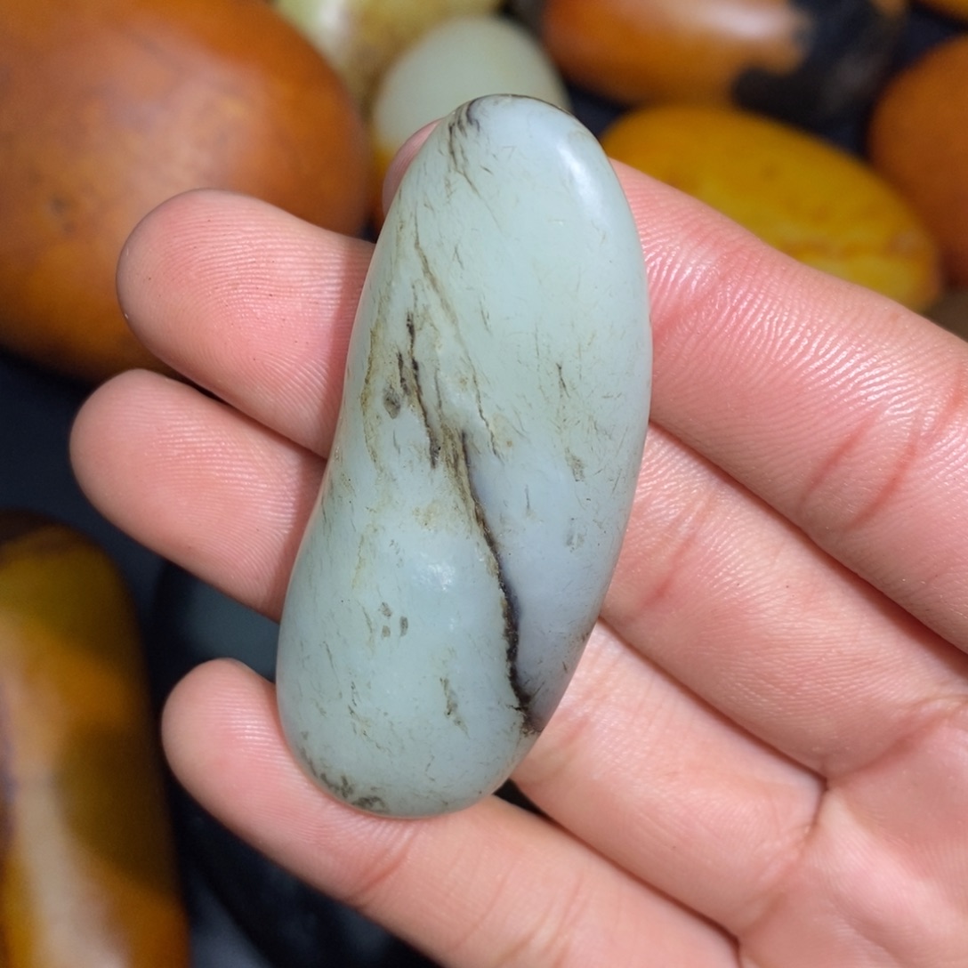 和田玉未镶嵌珠宝奇石