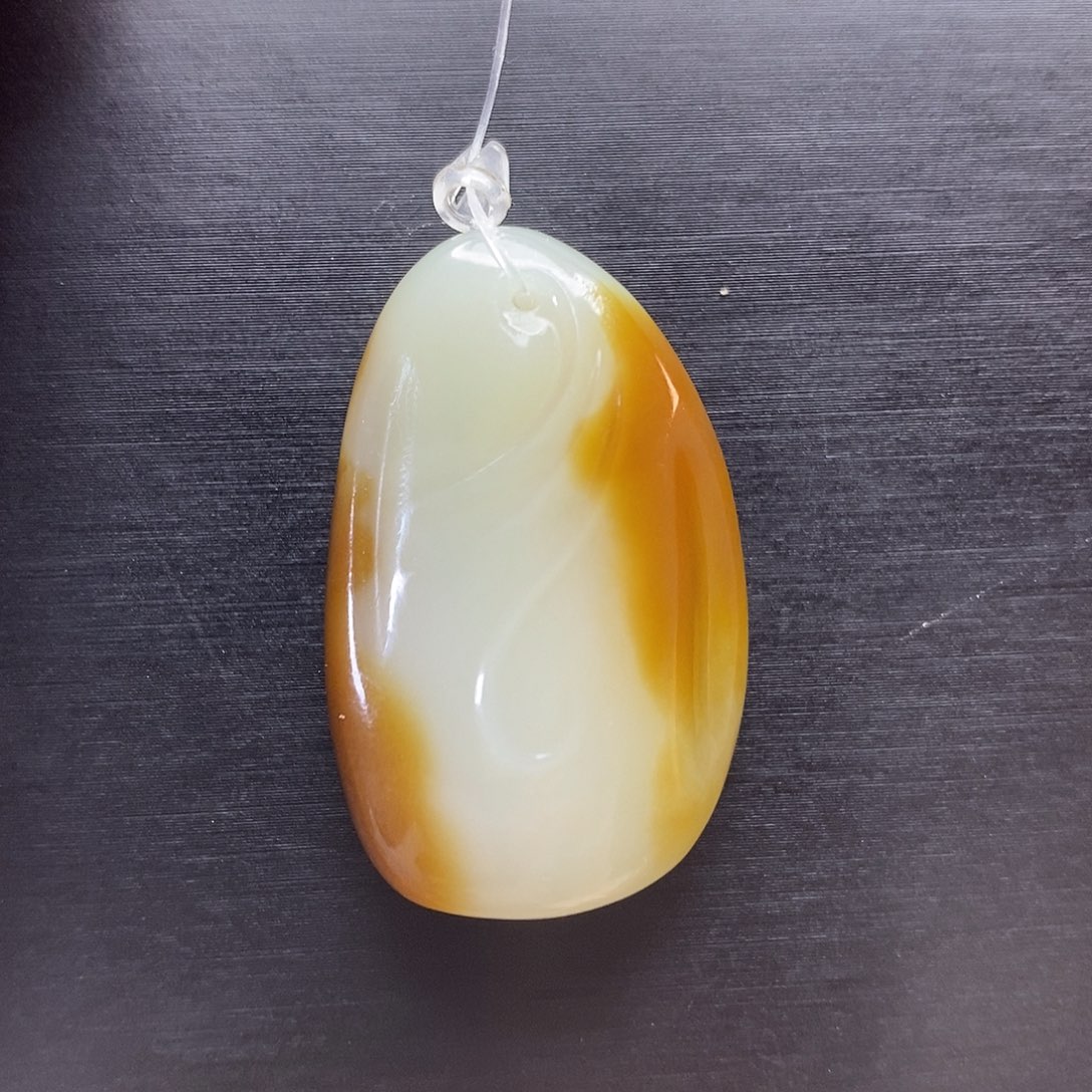 和田玉（糖玉）未镶嵌颈饰