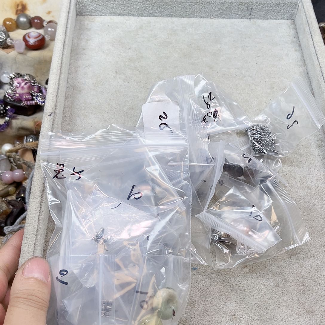 无非金属兔子的的的