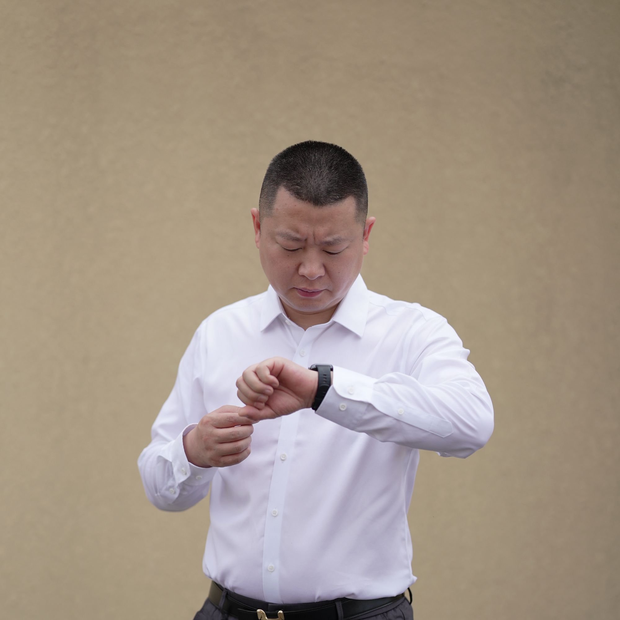 2025款高品质200支100%全棉DP成衣免烫长袖衬衫男士纯色商务纯色