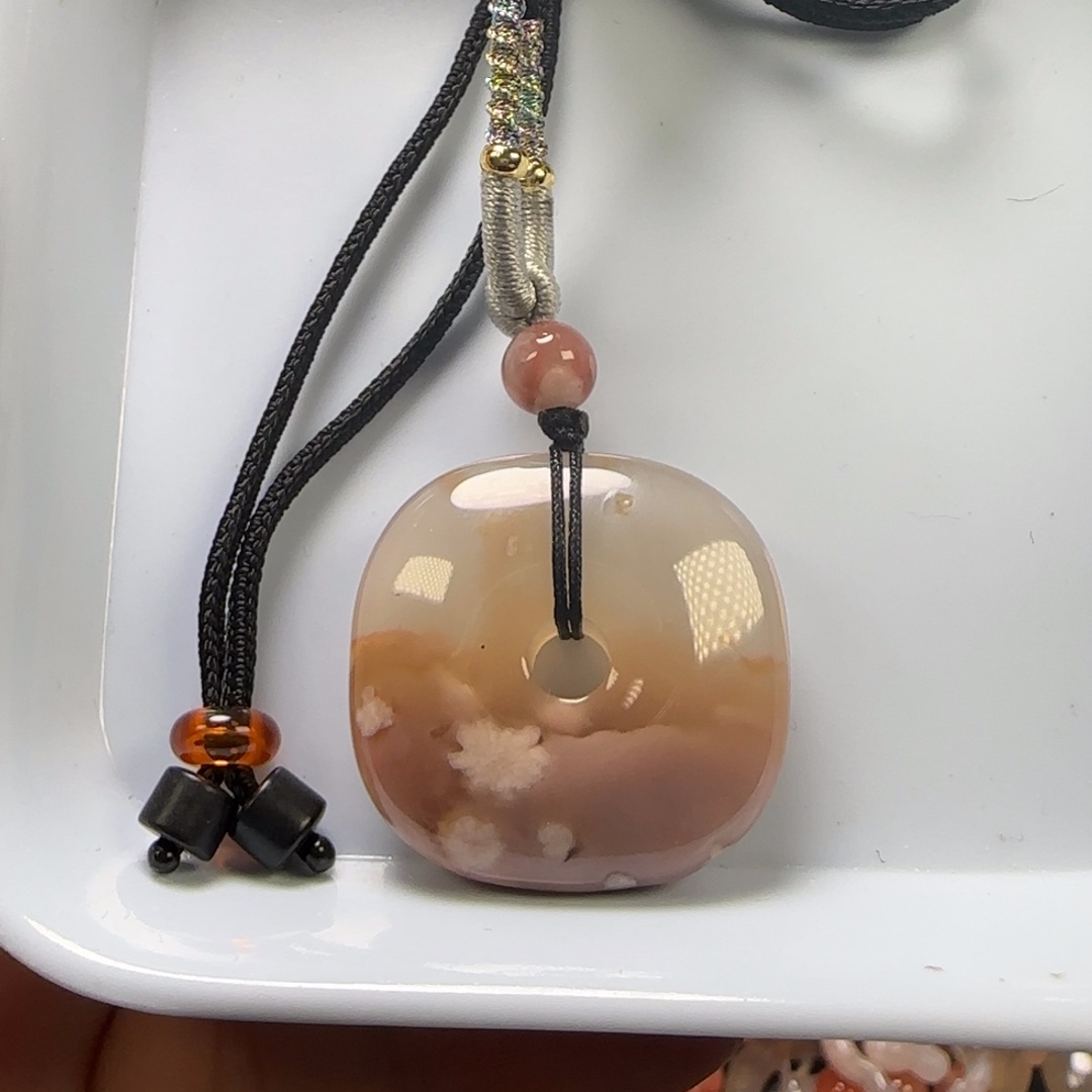 玛瑙/玉髓珠宝半成品未镶嵌颇**?