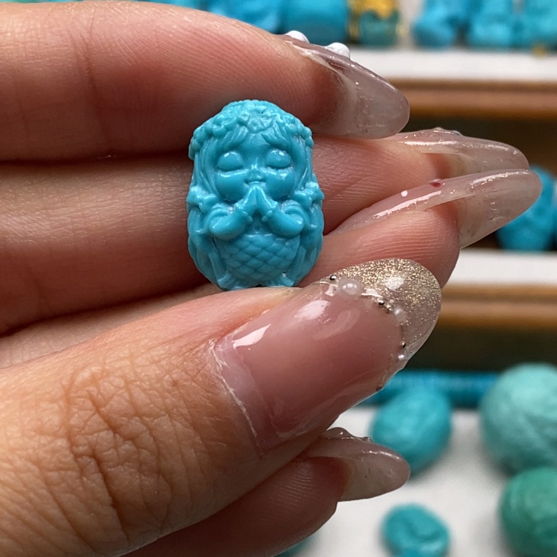 绿松石颈饰未镶嵌