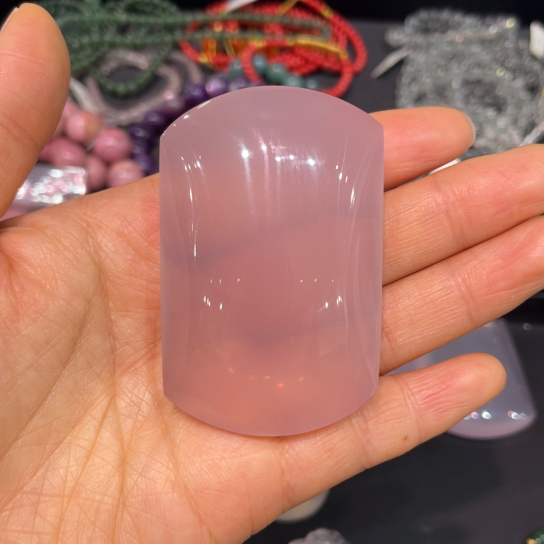 水晶吊坠未镶嵌充****?吊坠