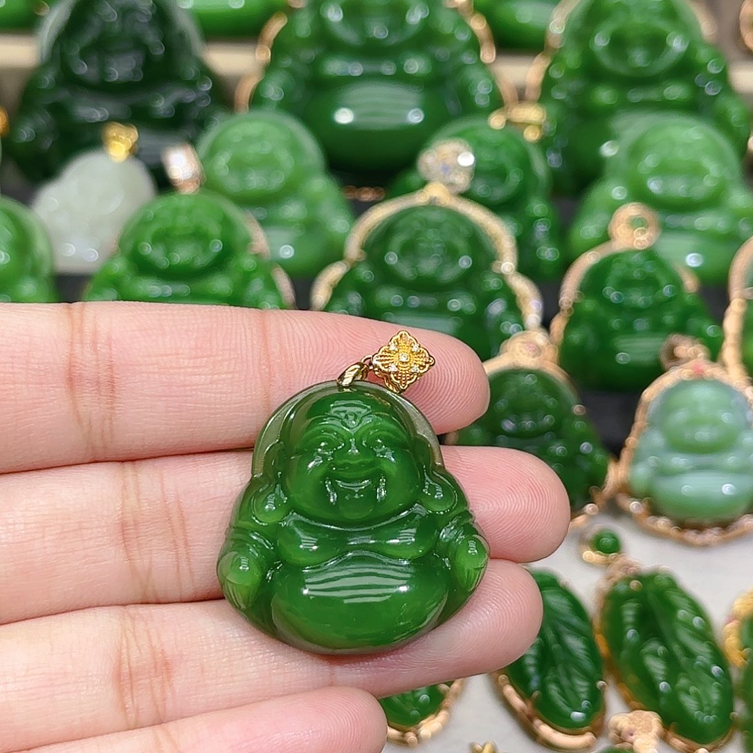 和田玉（碧玉）颈饰18K金镶嵌