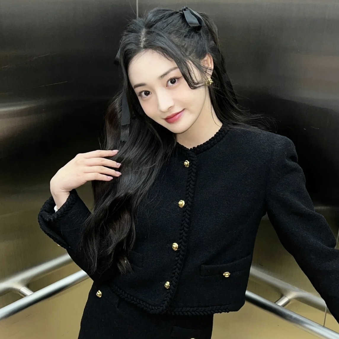 99新 MIU MIU/缪缪 2b101/黑色粗花金扣长袖夹克外套 粗花呢 38码