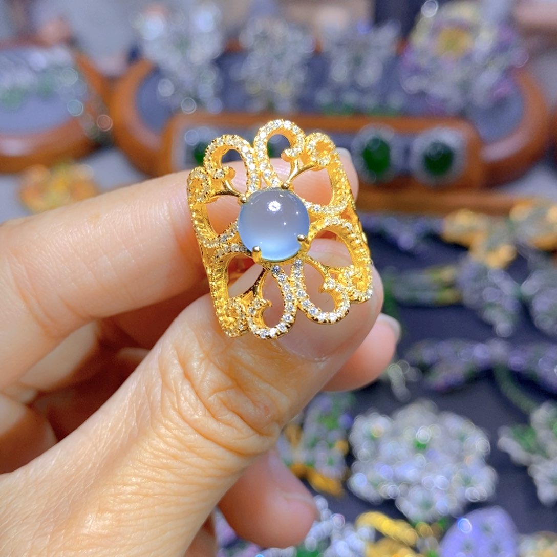 翡翠颈饰银S925镶嵌天然翡翠