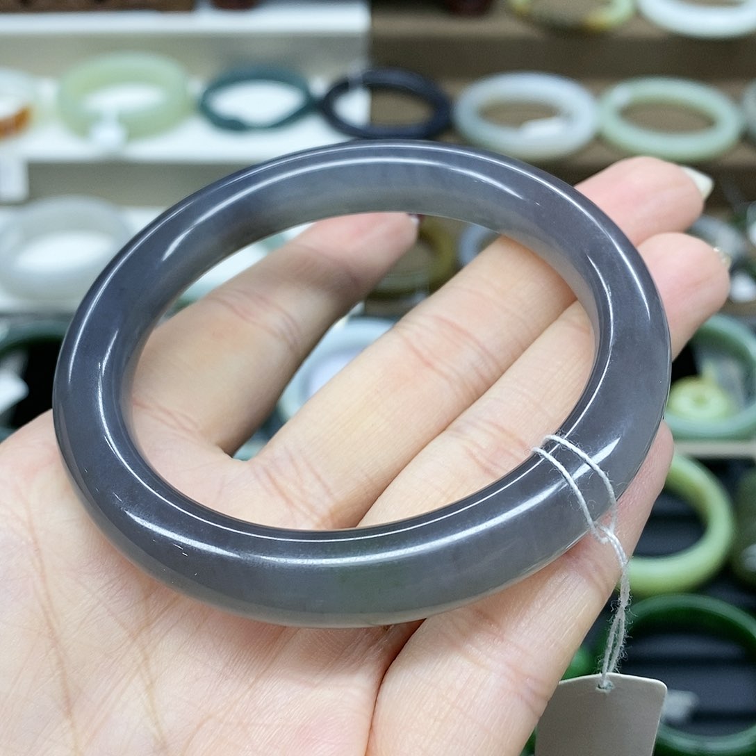 【闪购商品】和田玉手镯未镶嵌