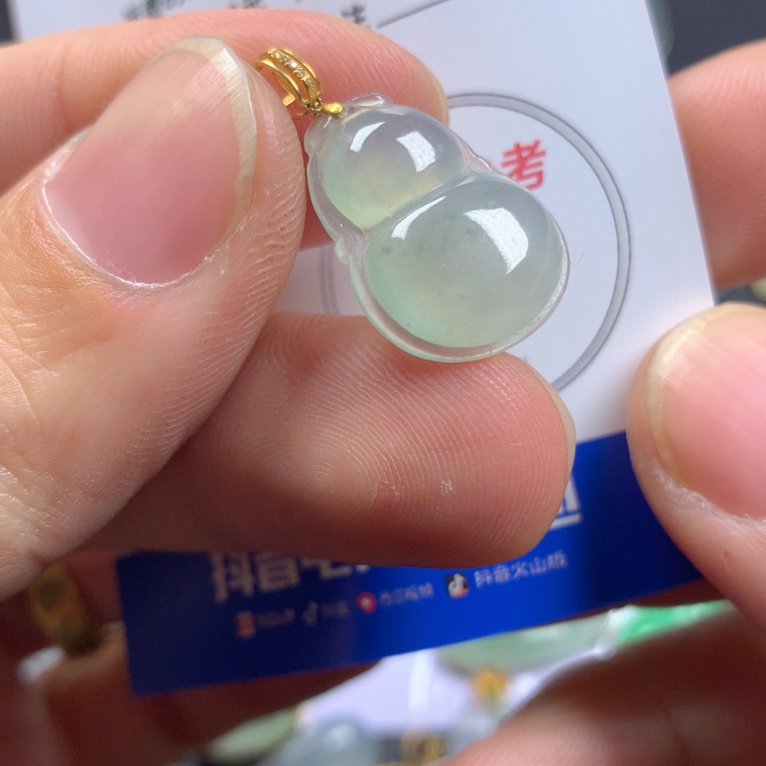 【闪购商品】翡翠颈饰18K金镶嵌翡翠