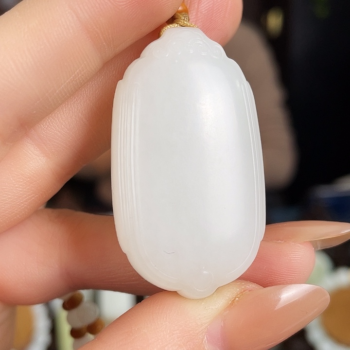 和田玉未镶嵌颈饰定制发货