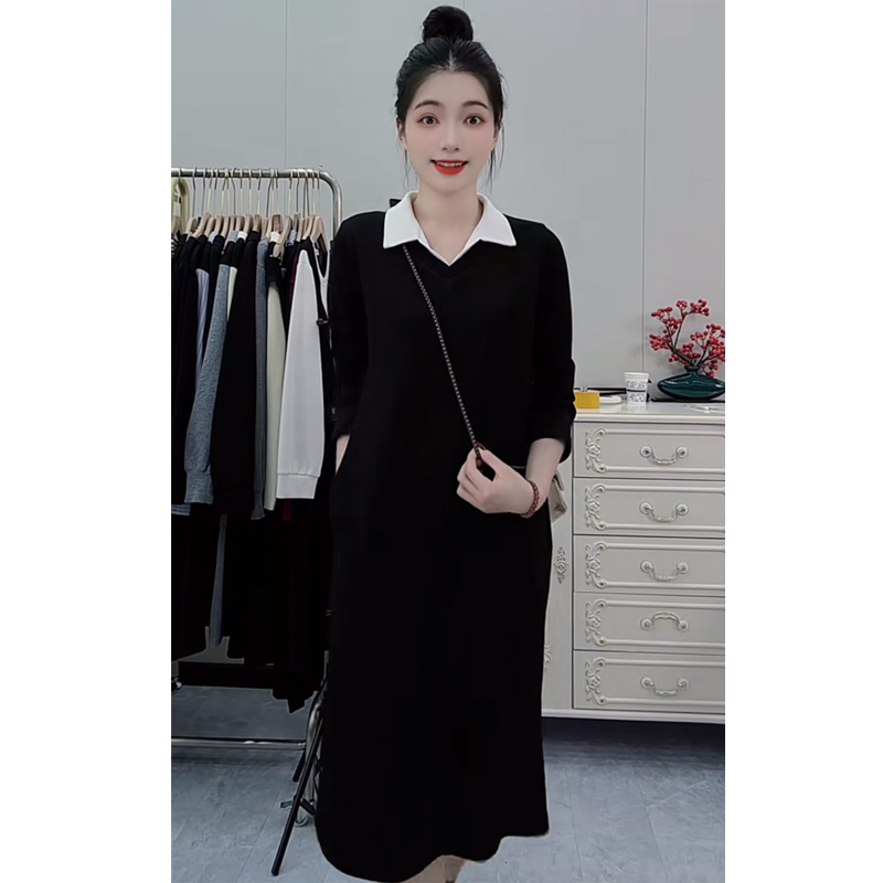 2025秋冬新款大码POLO领遮肚显瘦小黑裙A字长裙配大衣打底裙8616