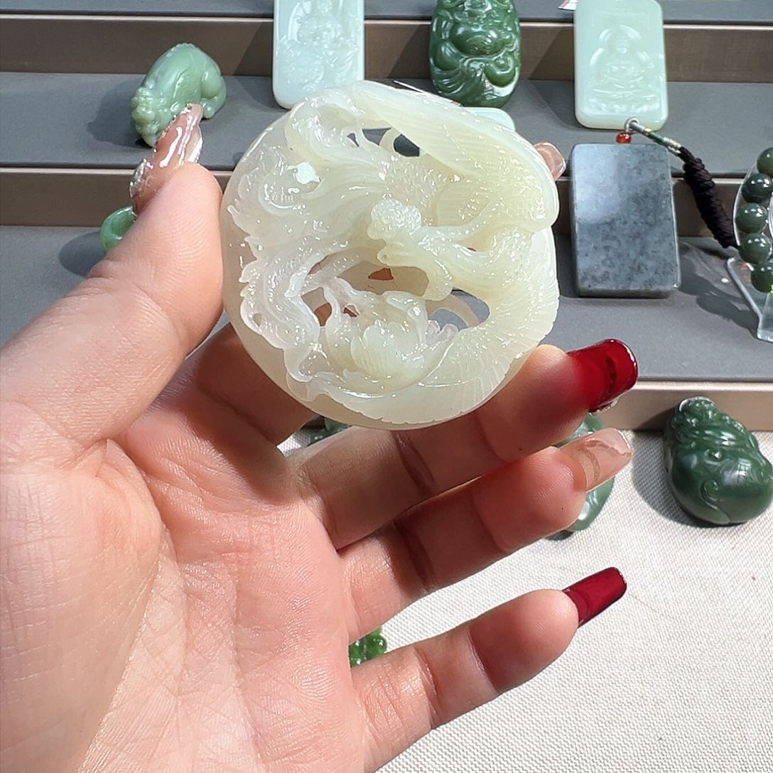 和田玉吊坠(不含链)未镶嵌