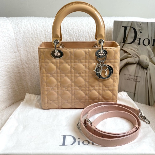 95新 DIOR/迪奥 漆皮五格戴妃/41306062/代卖服务/12期