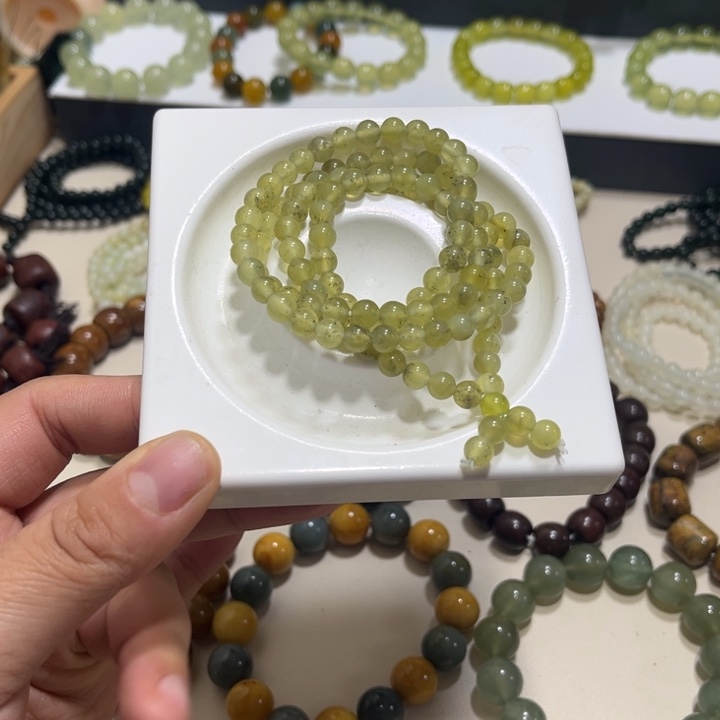 蛇纹石玉未镶嵌手链卡6