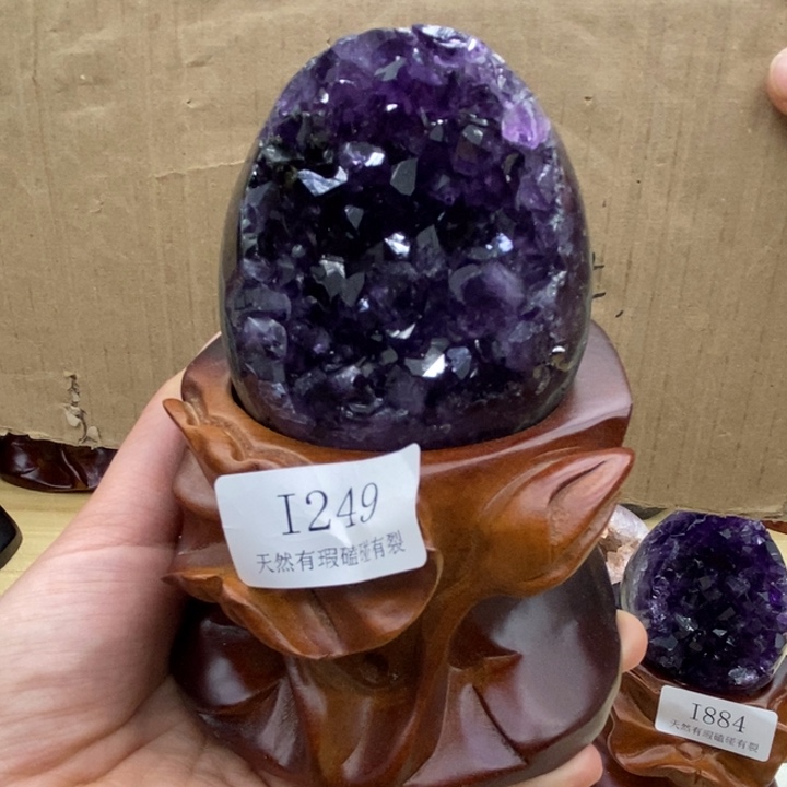 紫晶大型摆件（非配饰）未镶嵌
