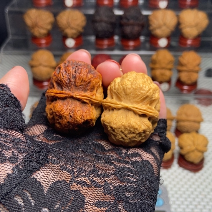 文玩核桃把件香妃元宝12