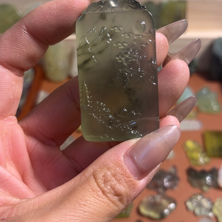 蛇纹石玉合金颈饰