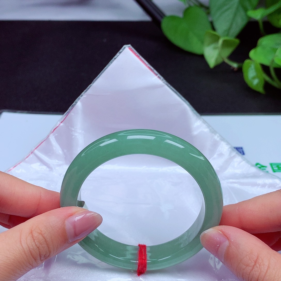 翡翠手镯未镶嵌53 53 54