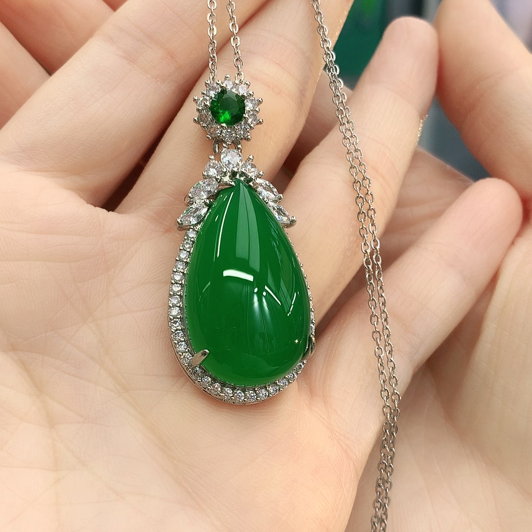 合金吊坠玛瑙/玉髓