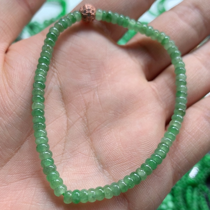 翡翠未镶嵌手链翡翠