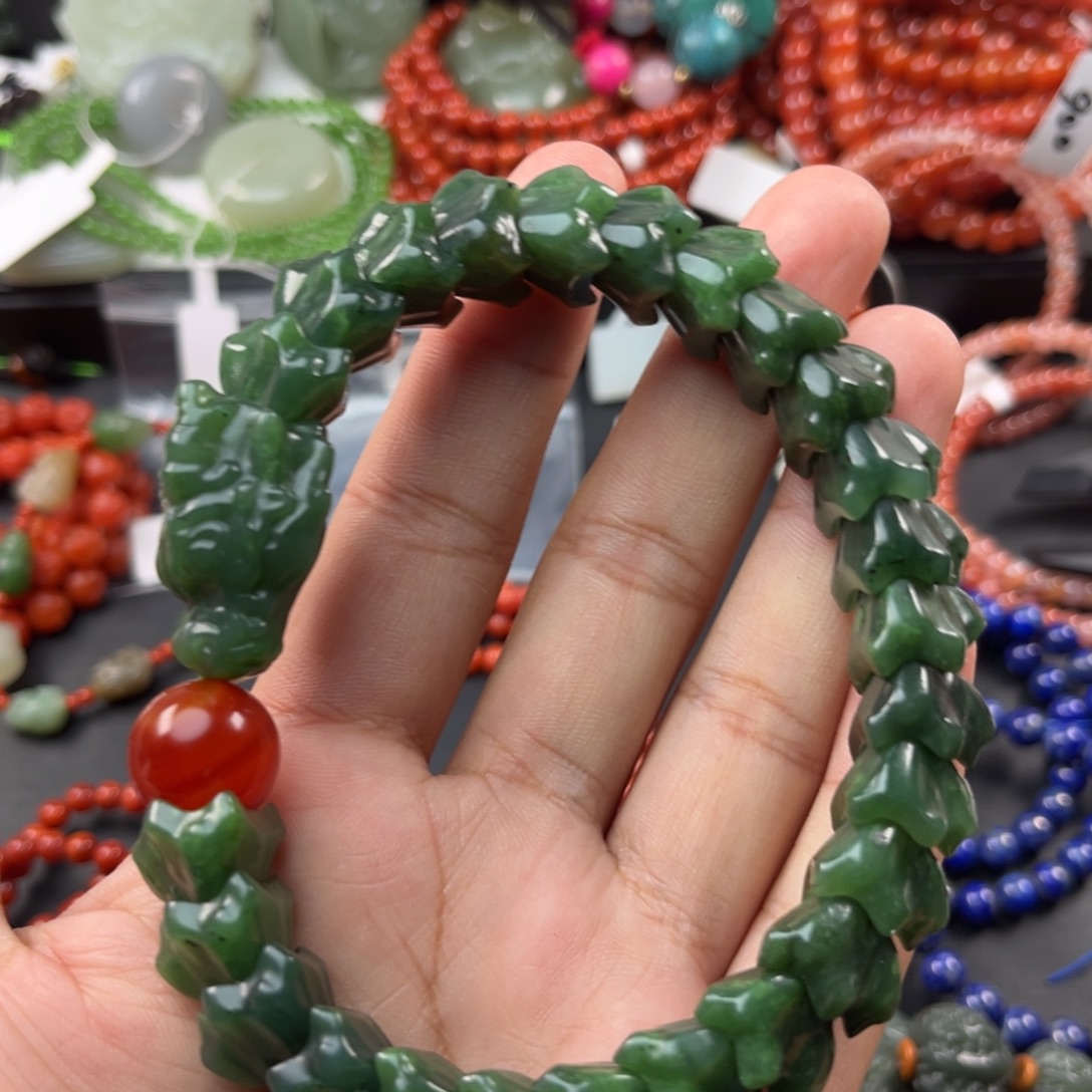 和田玉未镶嵌珠宝奇石