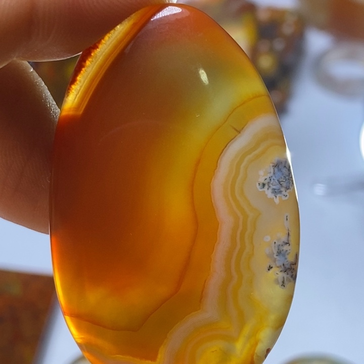 玛瑙/玉髓颈饰未镶嵌