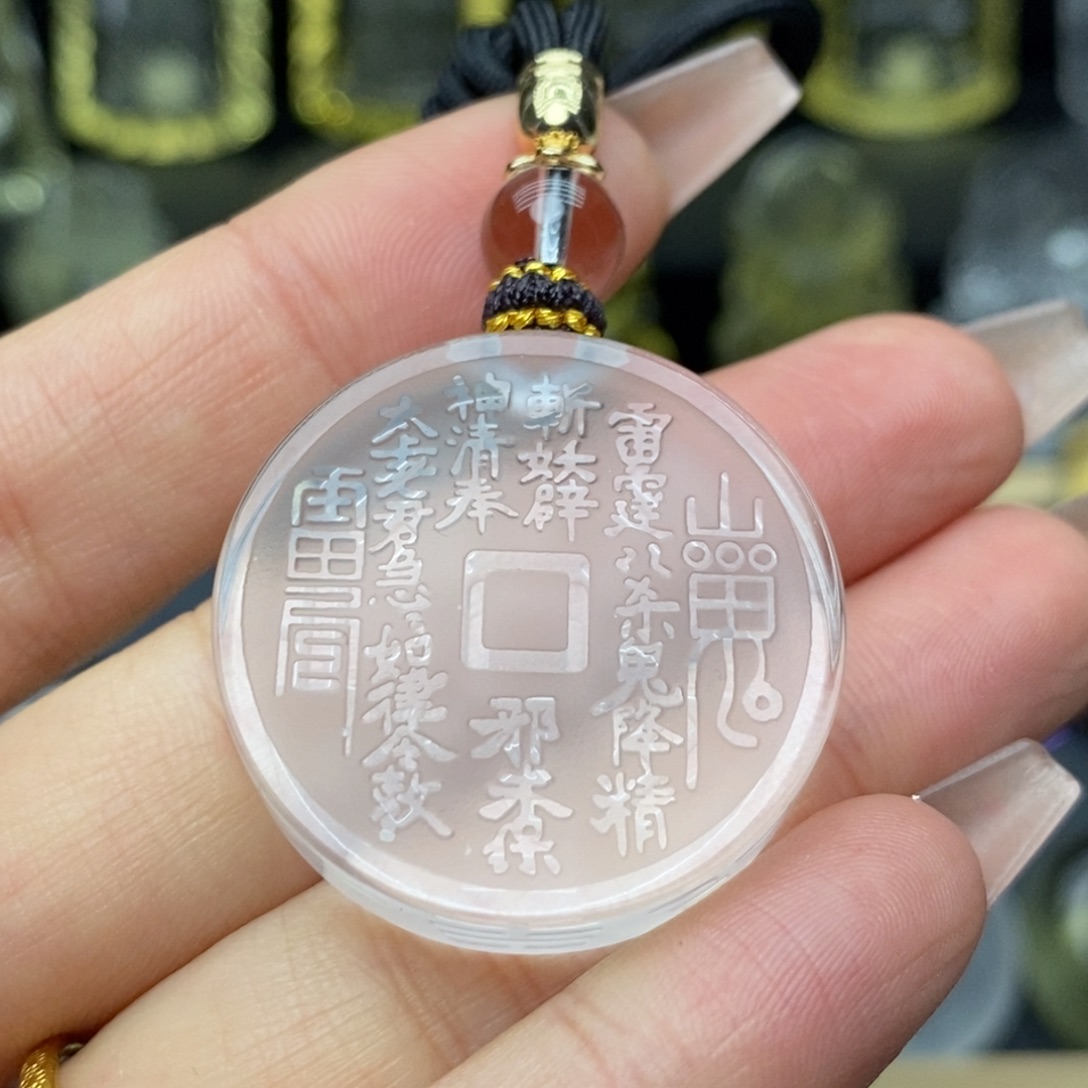 水晶未镶嵌颈饰山鬼