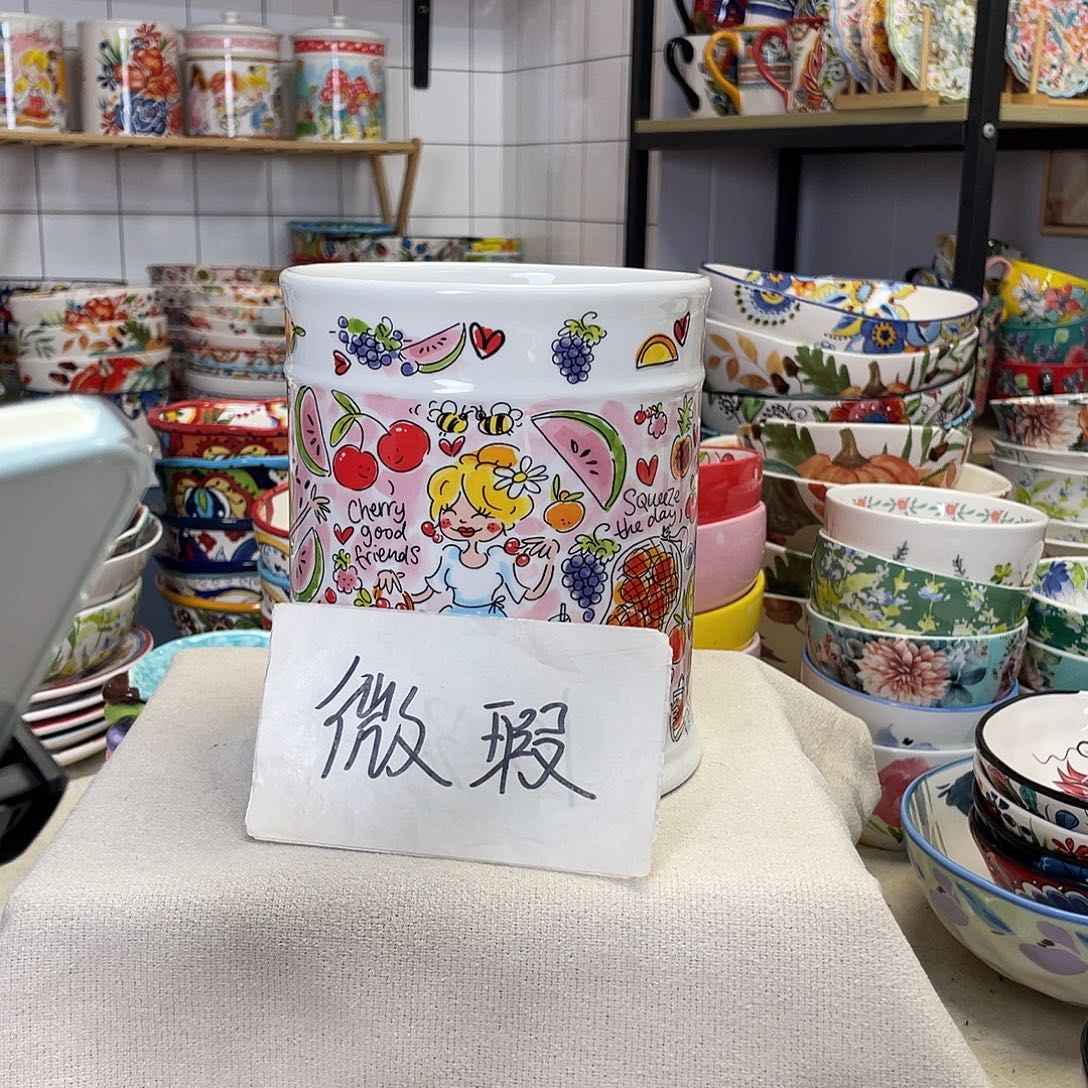 瓷片美女主妇工具罐一个