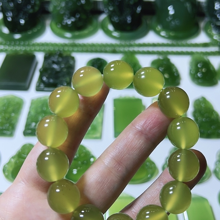 蛇纹石玉未镶嵌手链