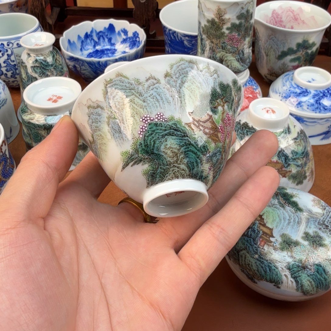 陕***总景德镇瓷器精品放漏