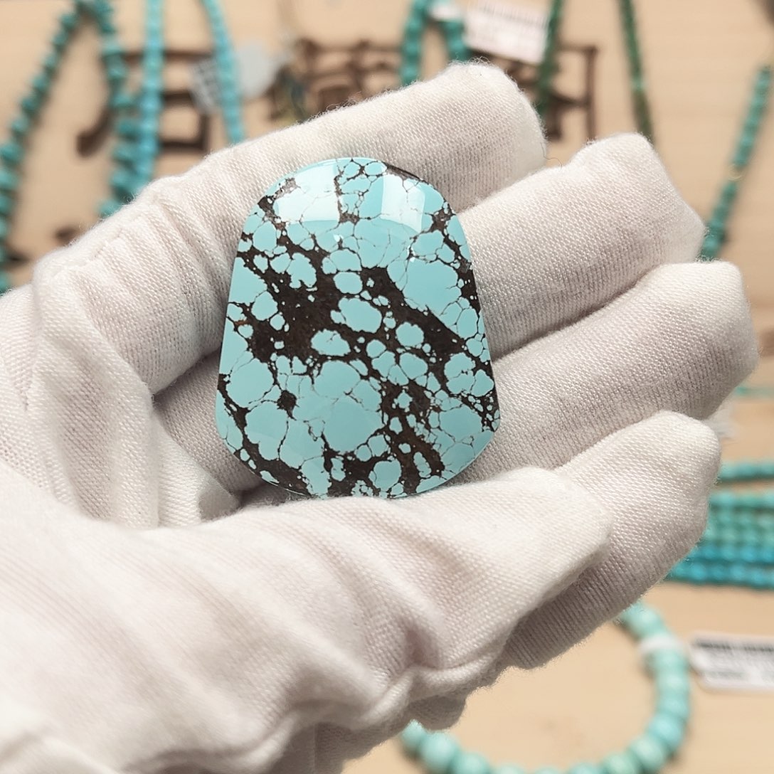 绿松石配饰未镶嵌