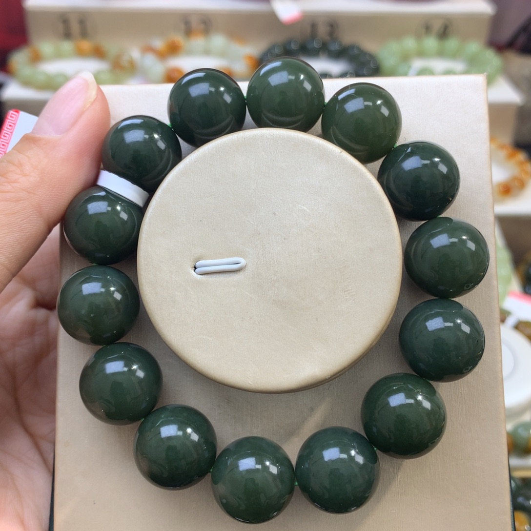 和田玉未镶嵌手链