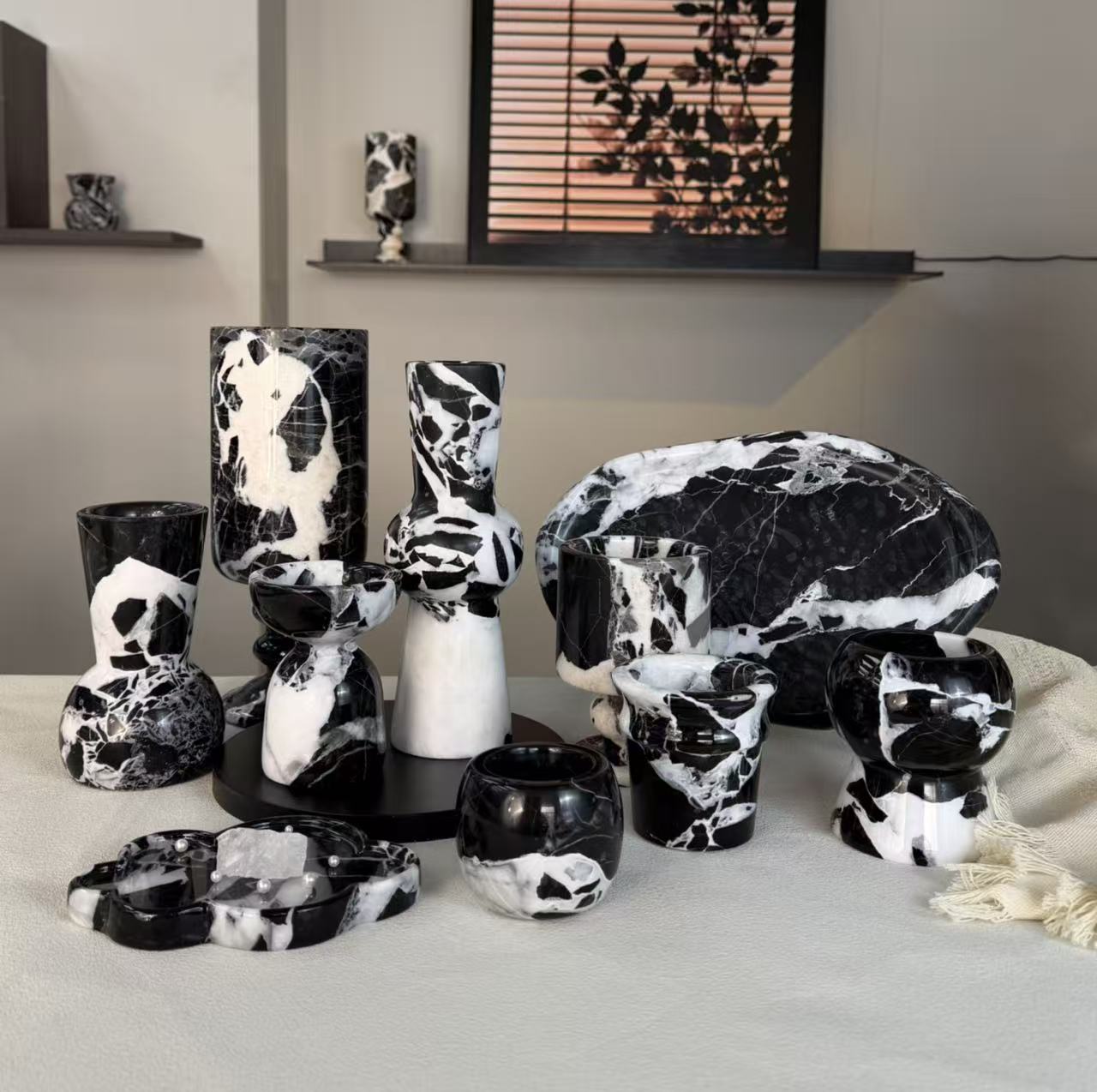 天然大理石宝格丽黑家居摆件简约创意工艺品轻奢设计感十足 大云