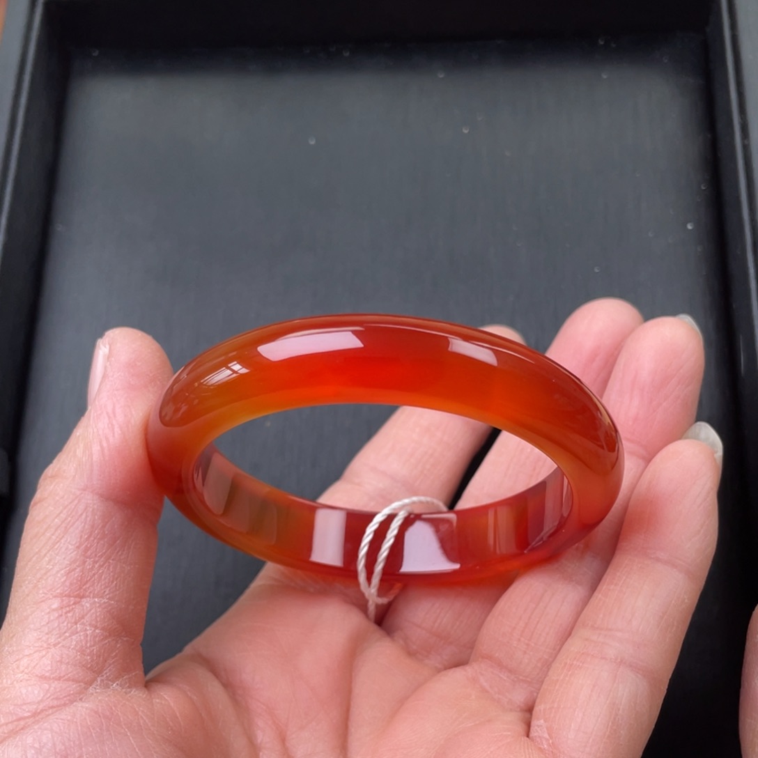 玛瑙/玉髓手镯未镶嵌53圈口