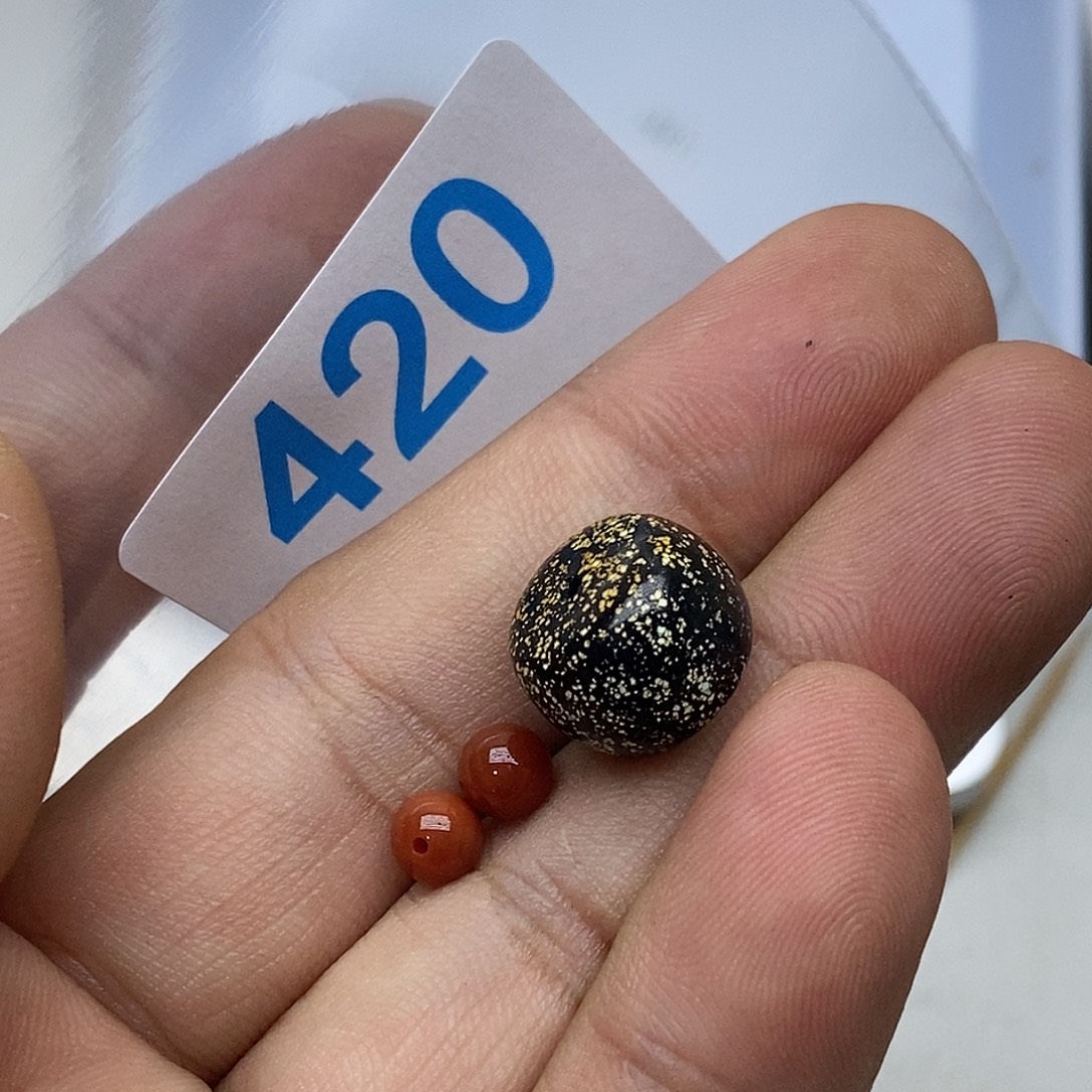 需***付南红玛瑙未镶嵌珠宝奇石