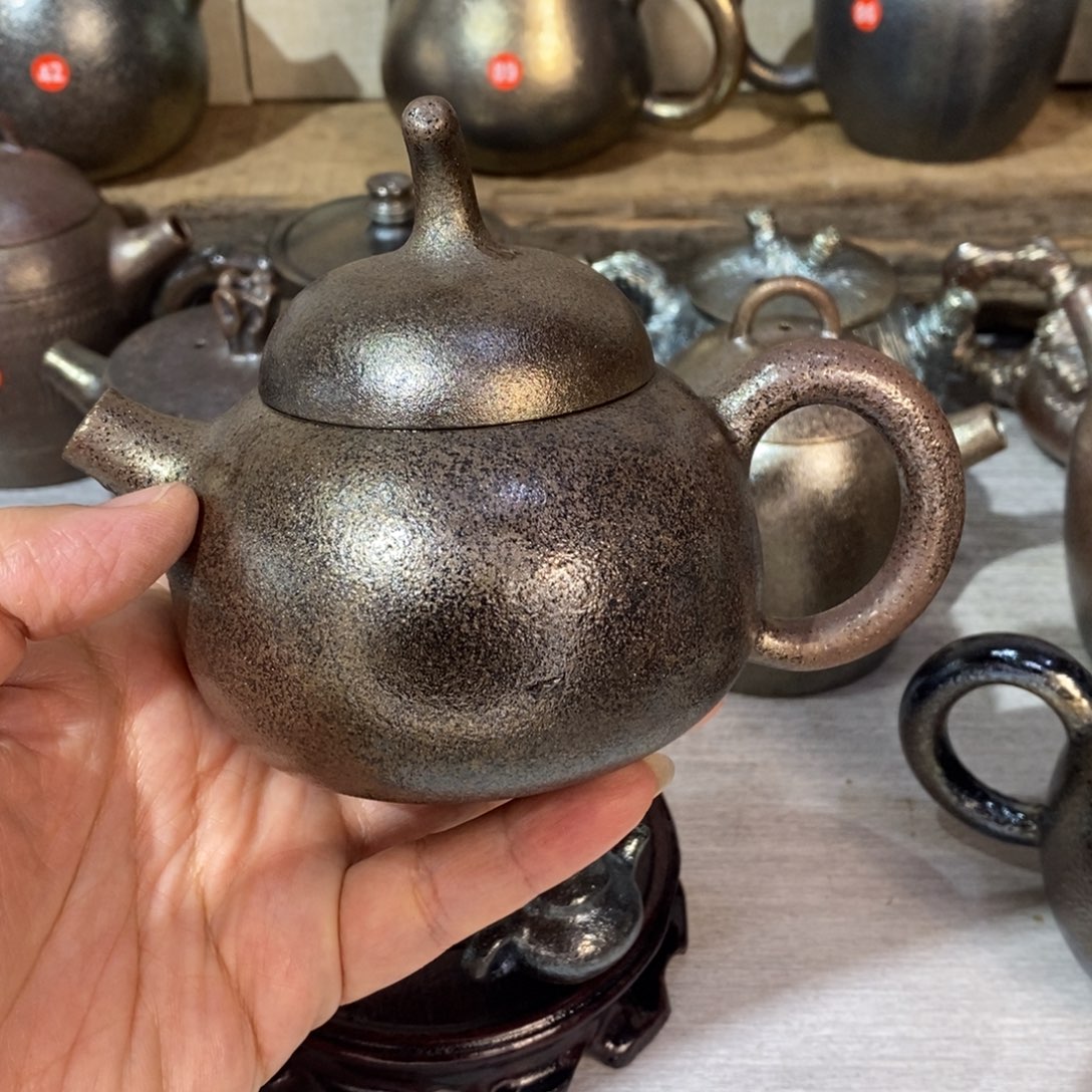 哈***厨云南建水紫陶柴烧壶特价不退不换