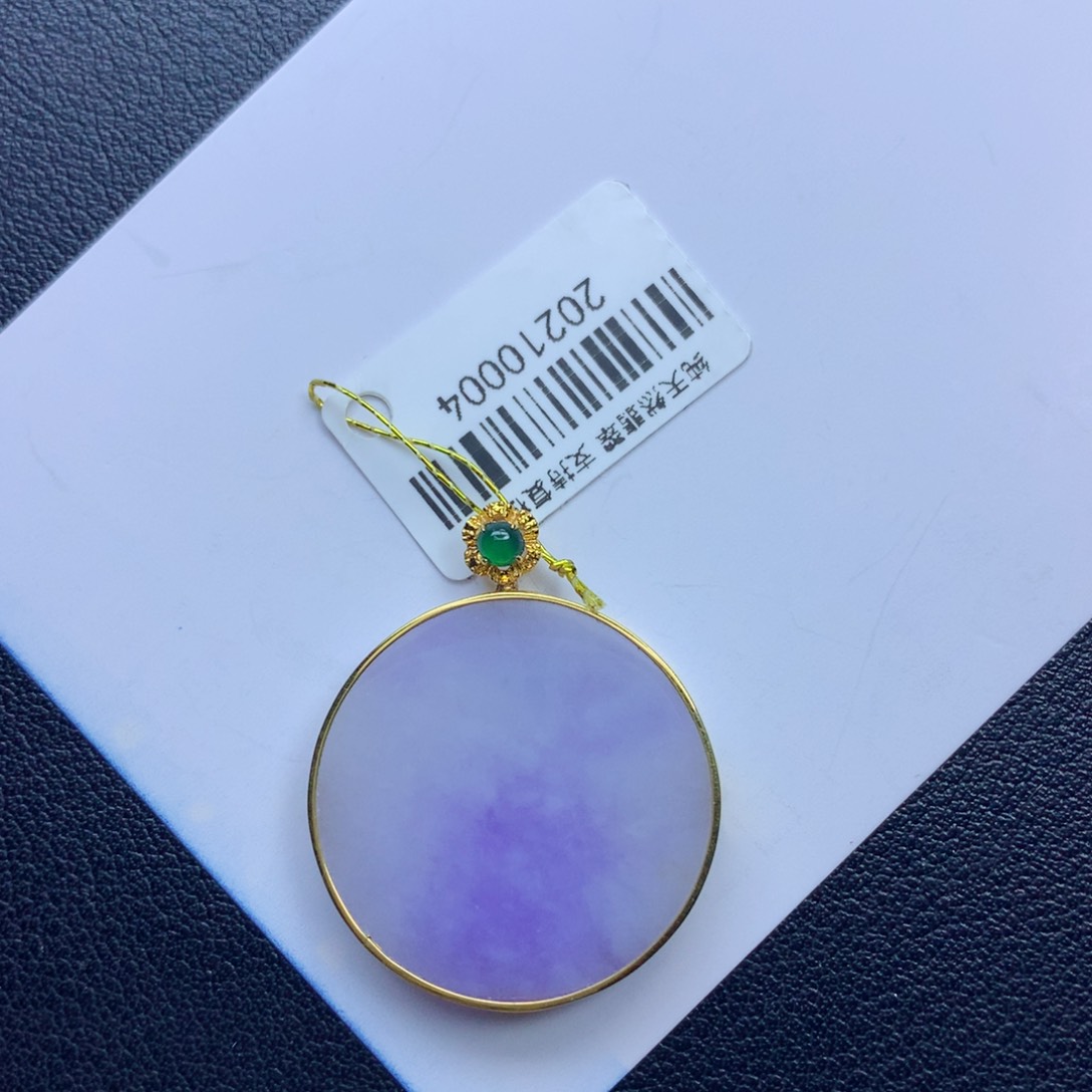 翡翠颈饰未镶嵌平安扣