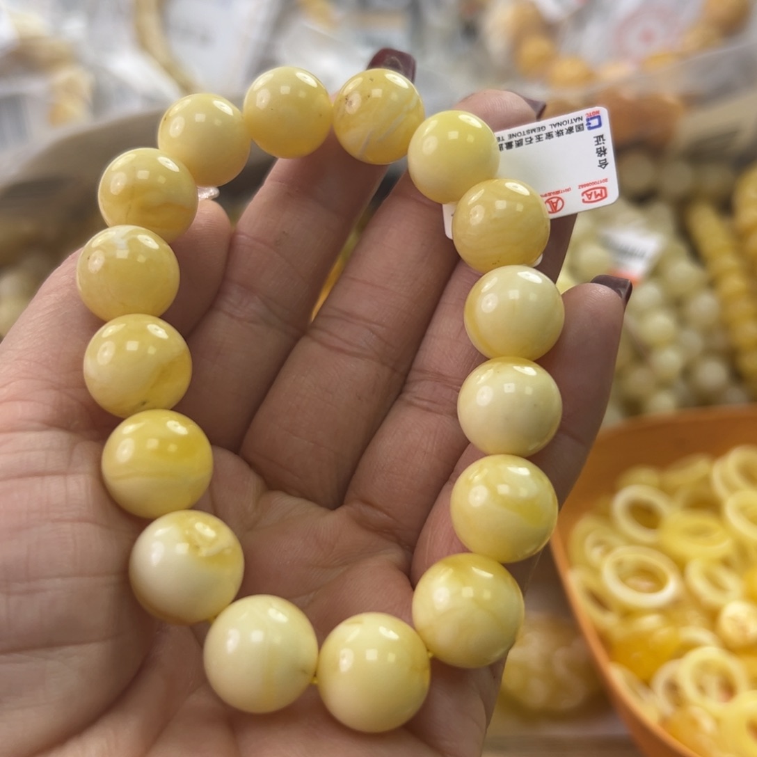 琥珀珠宝奇石未镶嵌