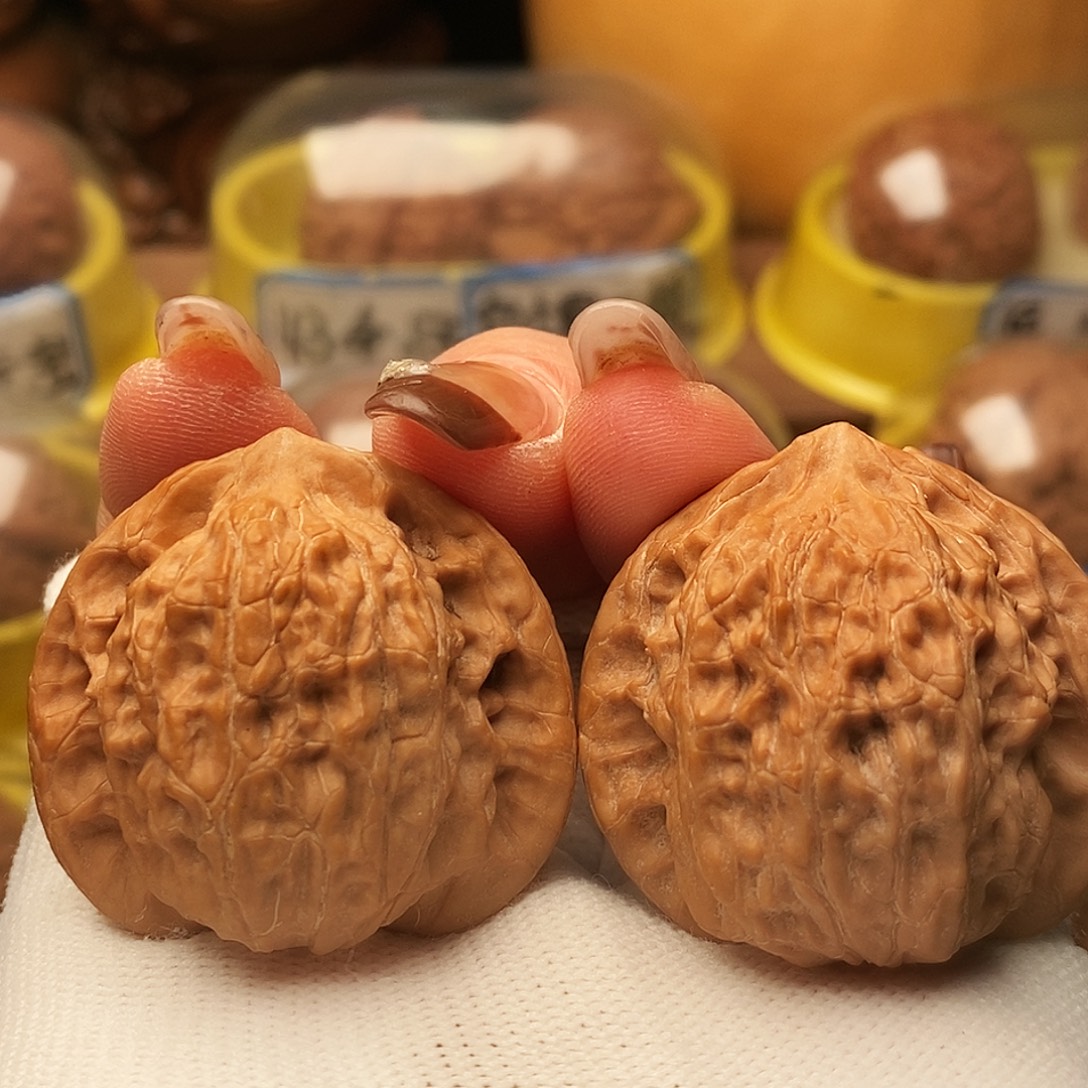 似***识金公子文玩核桃把件