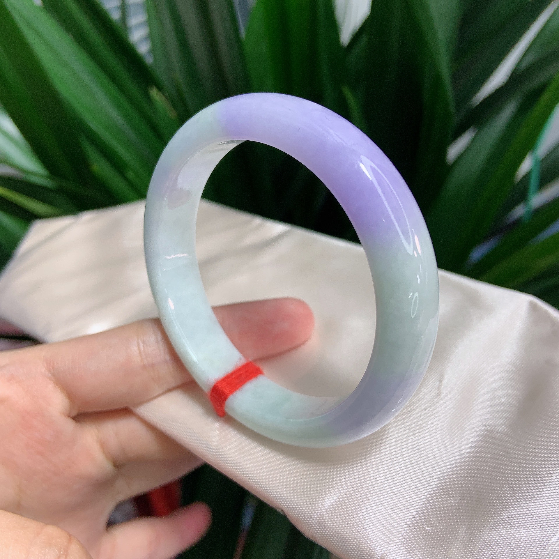 0848号缅甸天然A货翡翠52-53圈口淡春彩正圈镯手镯