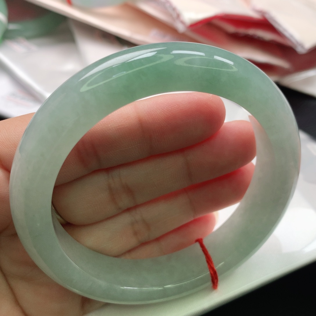 翡翠手镯未镶嵌缅甸58.59