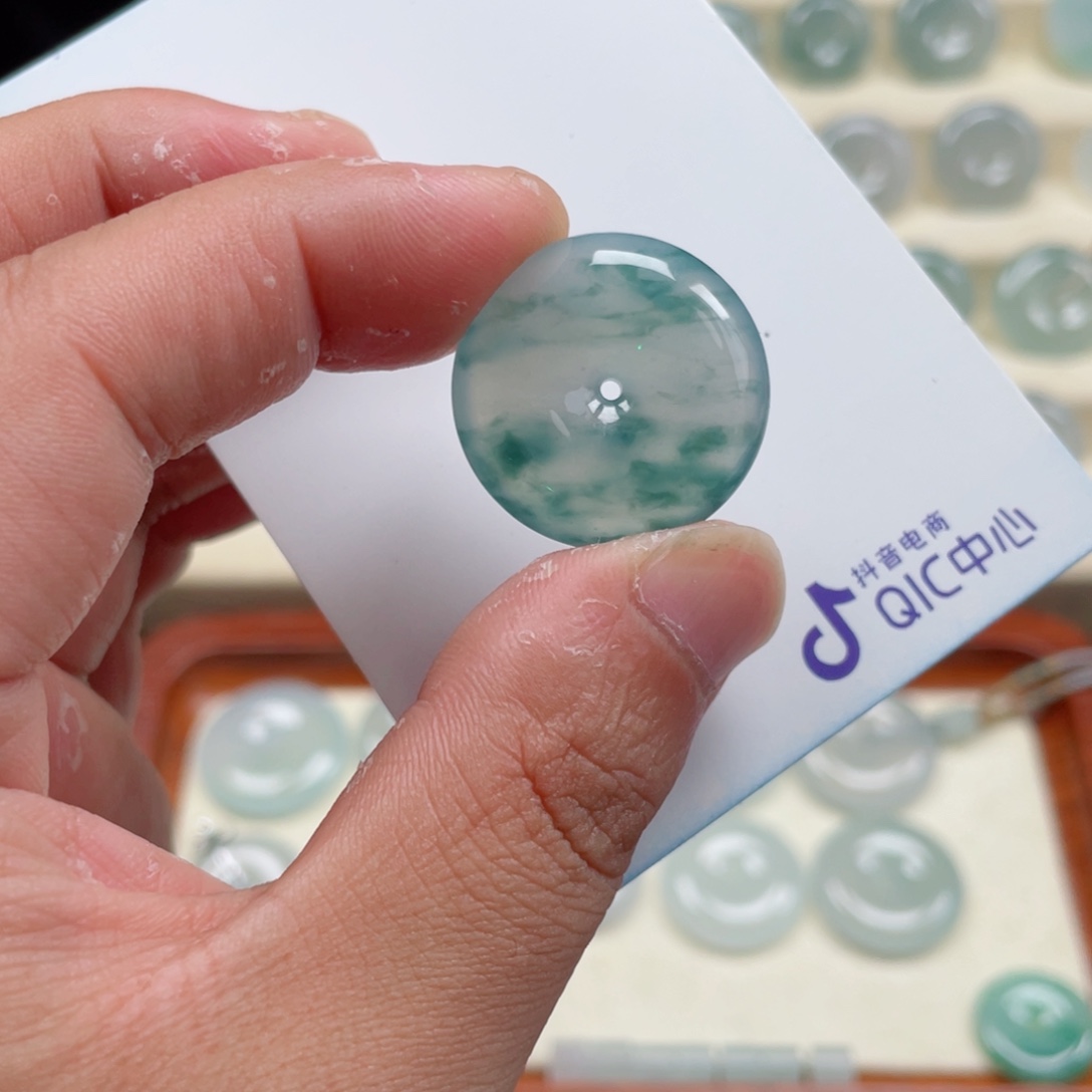 渣***）颈饰未镶嵌翡翠67887778887