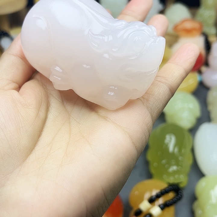 玉石雕刻品碧玺（处理）一**航