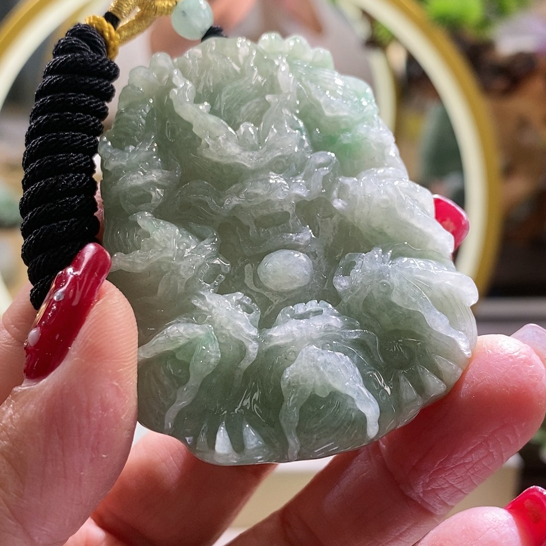 【闪购商品】翡翠颈饰未镶嵌九龙