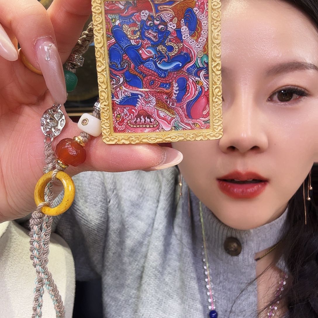 装裱画大黑天带壳子的